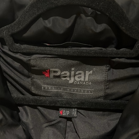 MAJOR PRICE DROP ❤️🔥 QUEENS QUILTED PUFFER W/FAUX FUR HOOD TRIM - Picture 4 of 8